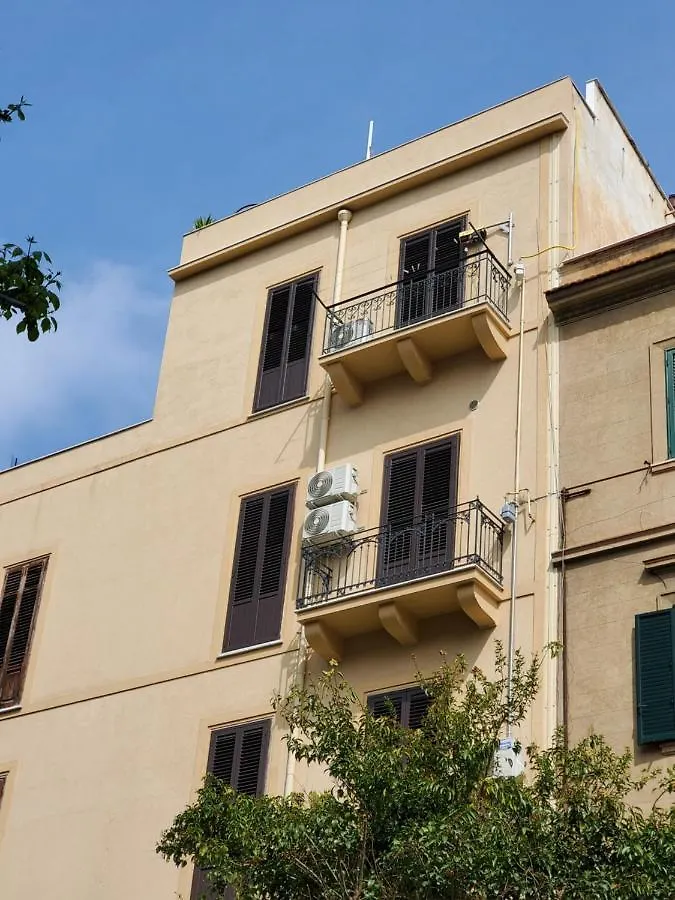 Homestay Casa Teatro Massimo Apartment Palermo Italy