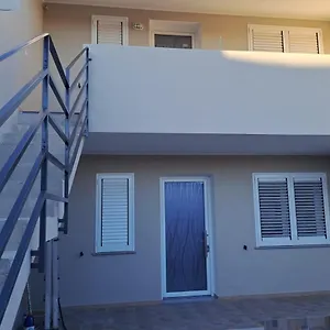 Casa Istadi , Maracalagonis Italia