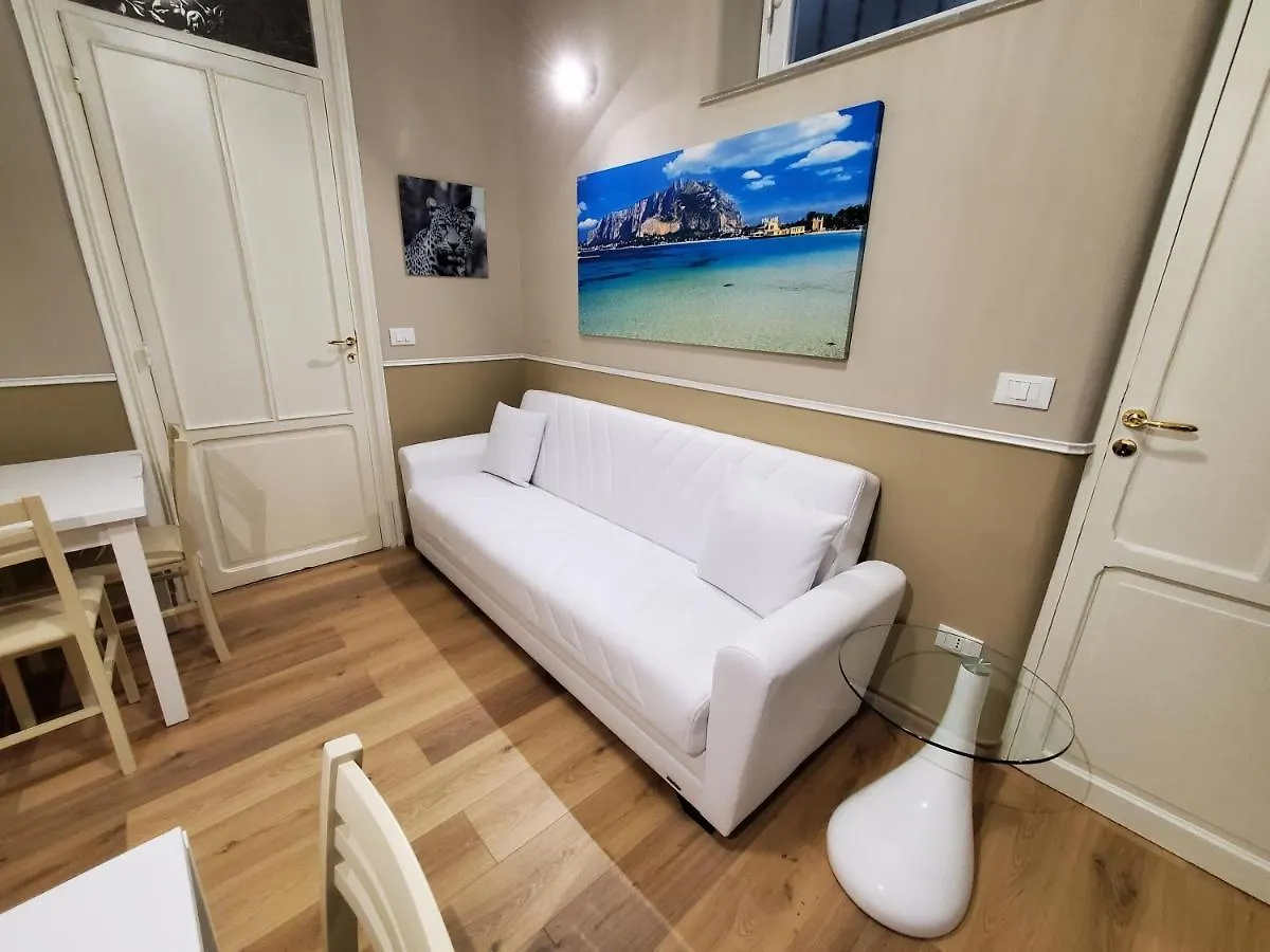 Kwatera prywatna Apartament Casa Teatro Massimo Palermo Włochy